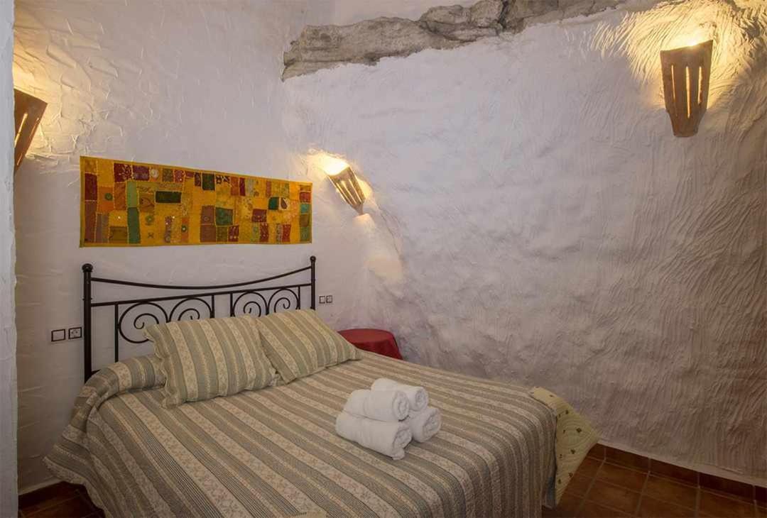 Casas Cueva El Mirador De Galera Guest House Exterior photo