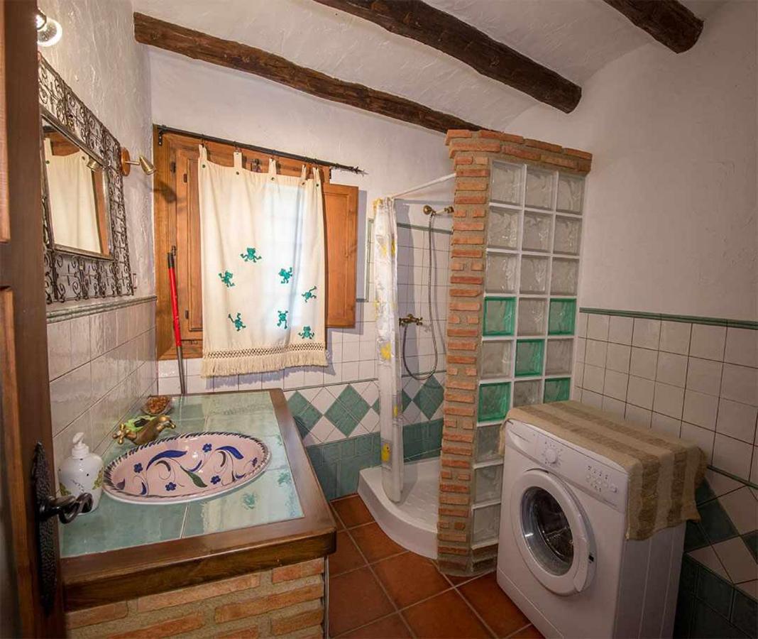 Casas Cueva El Mirador De Galera Guest House Exterior photo